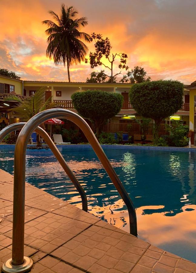סאו טומה Sao Pedro Guesthouse מראה חיצוני תמונה